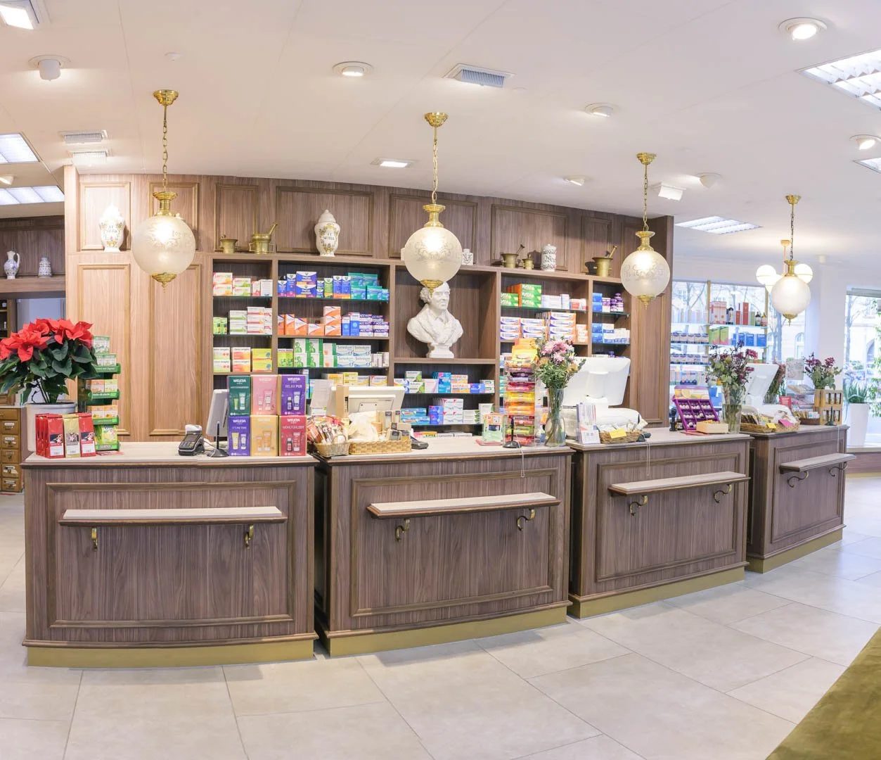 Pharmacy interior photography Pforzheim 4